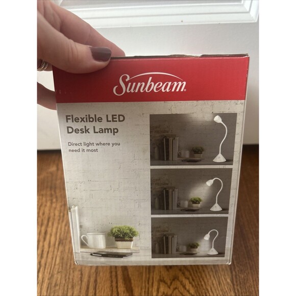 SUNBEAM Flexible Neck LED Desk LAMP Adjustable Light Energy Star NEW! - Picture 3 of 4